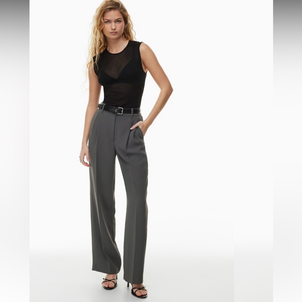 NWT Aritzia The Effortless Pant